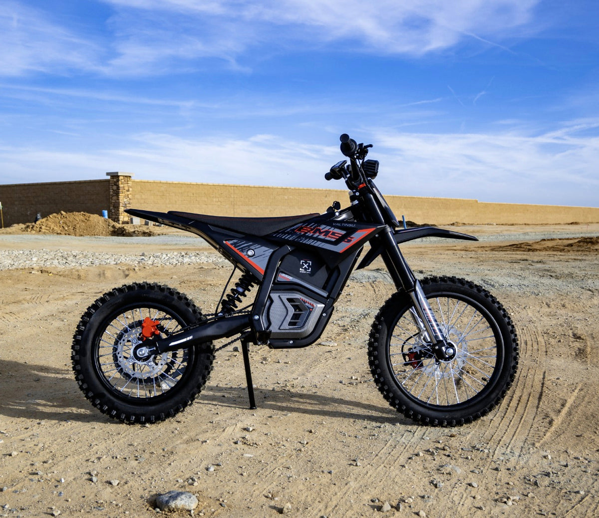 VALTINSU EM5 Pro Czarny - 4800W Elektryczny Cross Off-Road 60V 27Ah 80km/h
